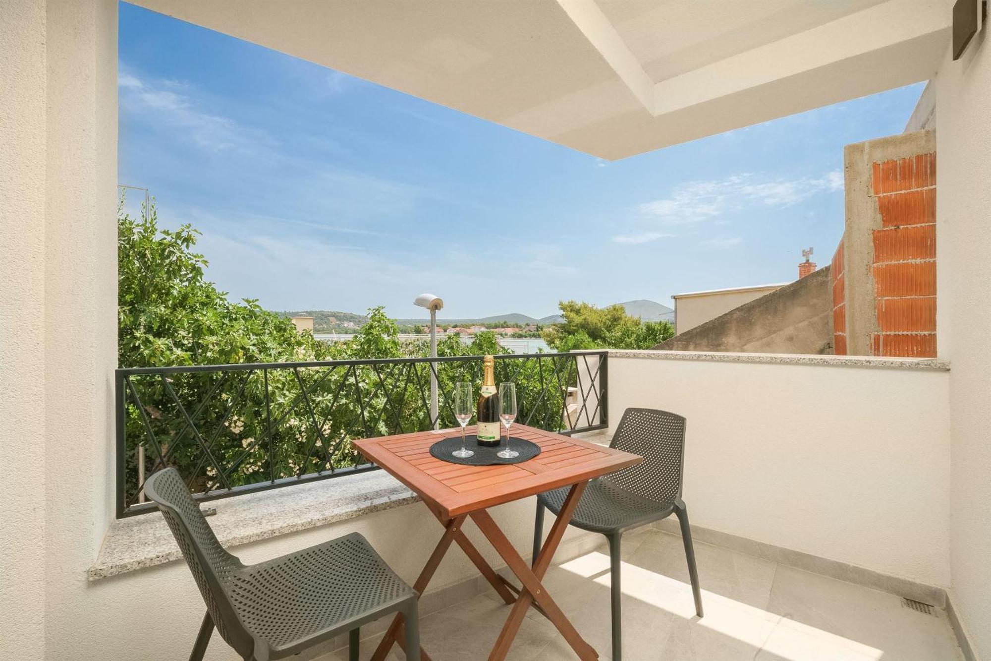 Apartments Picikato Bilice Dış mekan fotoğraf